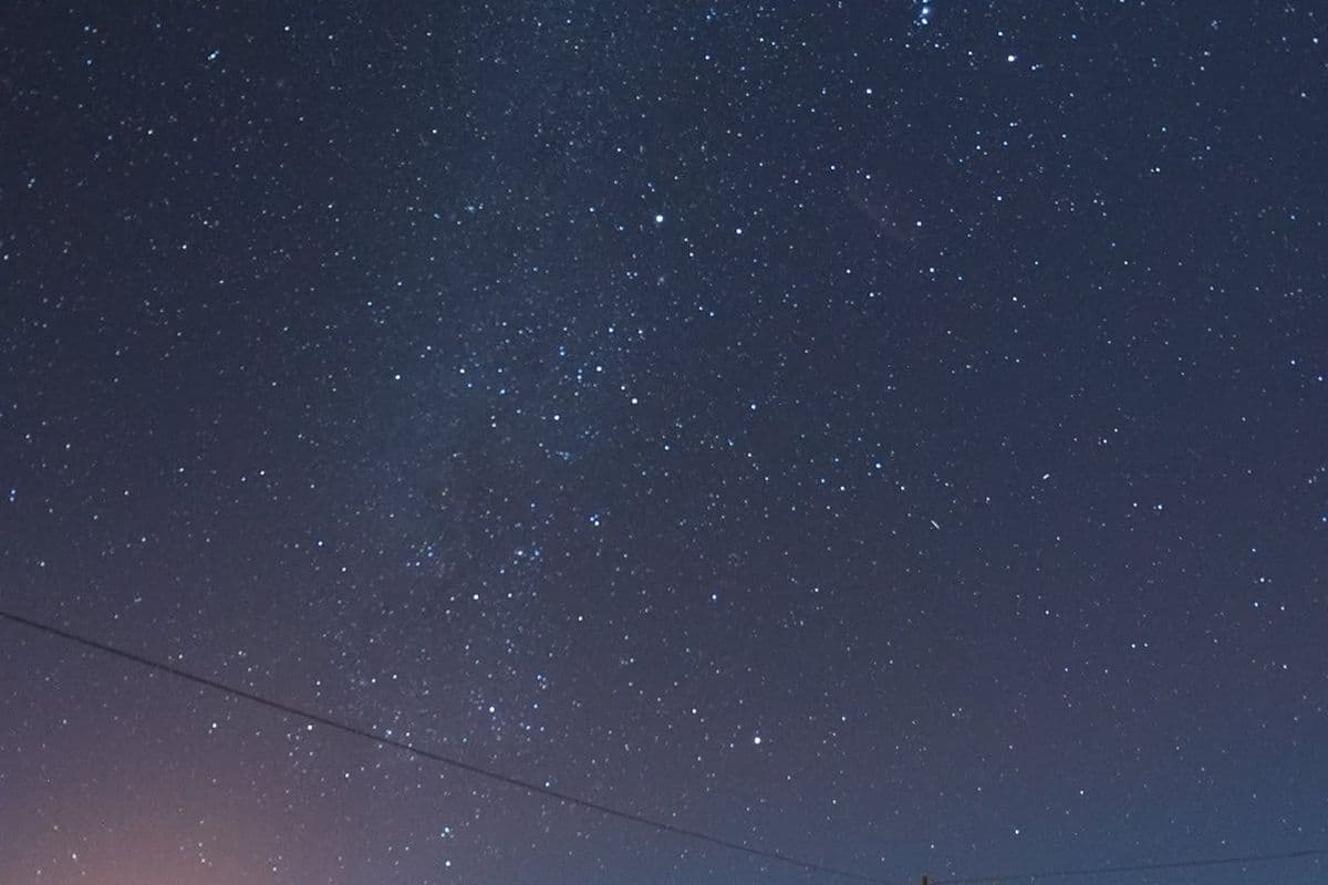 マウナケア山麓で見上げる満天の星